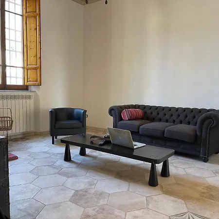 La Casa Di Alby بيت للعطل